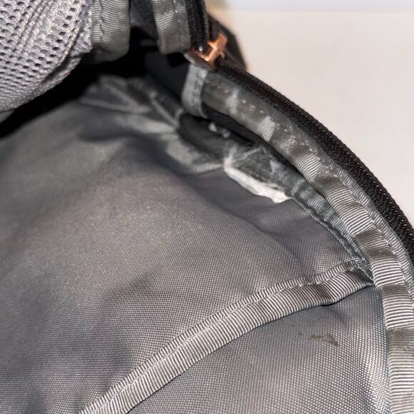 The North Face 10L Mini Borealis Backpack - Rose Gold - Picture 8 of 10